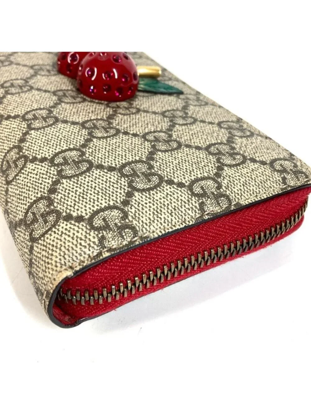 Gucci Wallet GG Logo Cherry Rhinestone Supreme Canvas - Picture 4 of 9